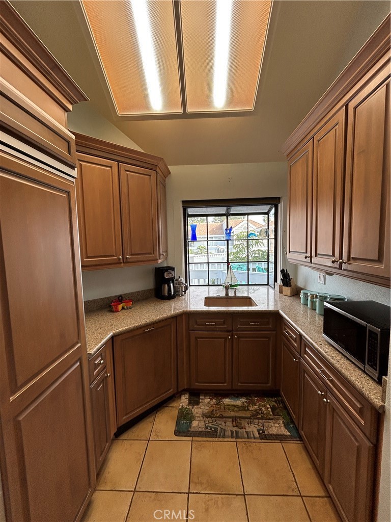 Pointe Surfside (PTSS) - Residential Lease