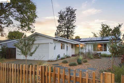 Photo of 1837 Oakmead Drive DR, Concord, CA 94520 (MLS # 41145376)