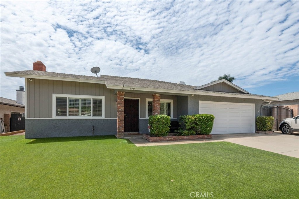 9965 La Mesa Court