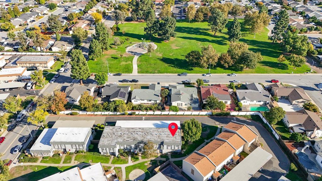NORTH GATE - Residential