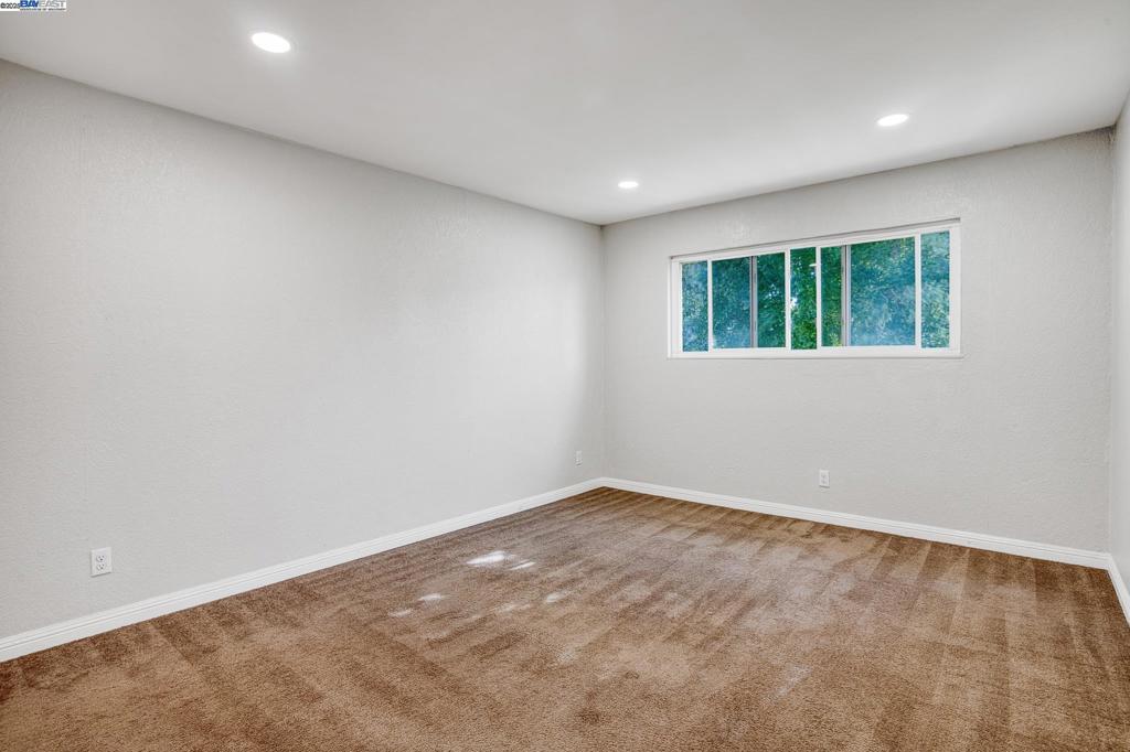 NORTH GATE - Residential