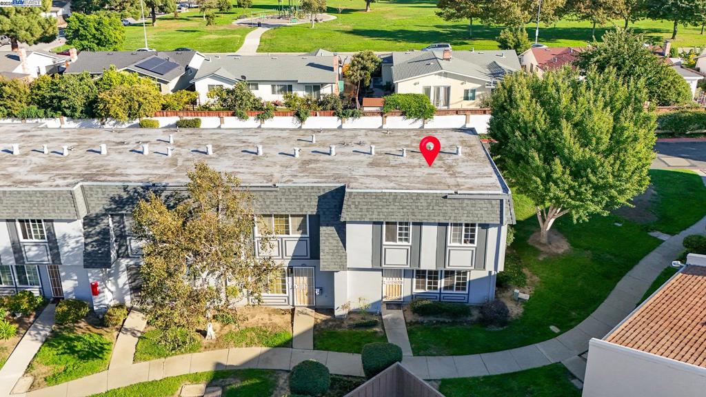 NORTH GATE - Residential