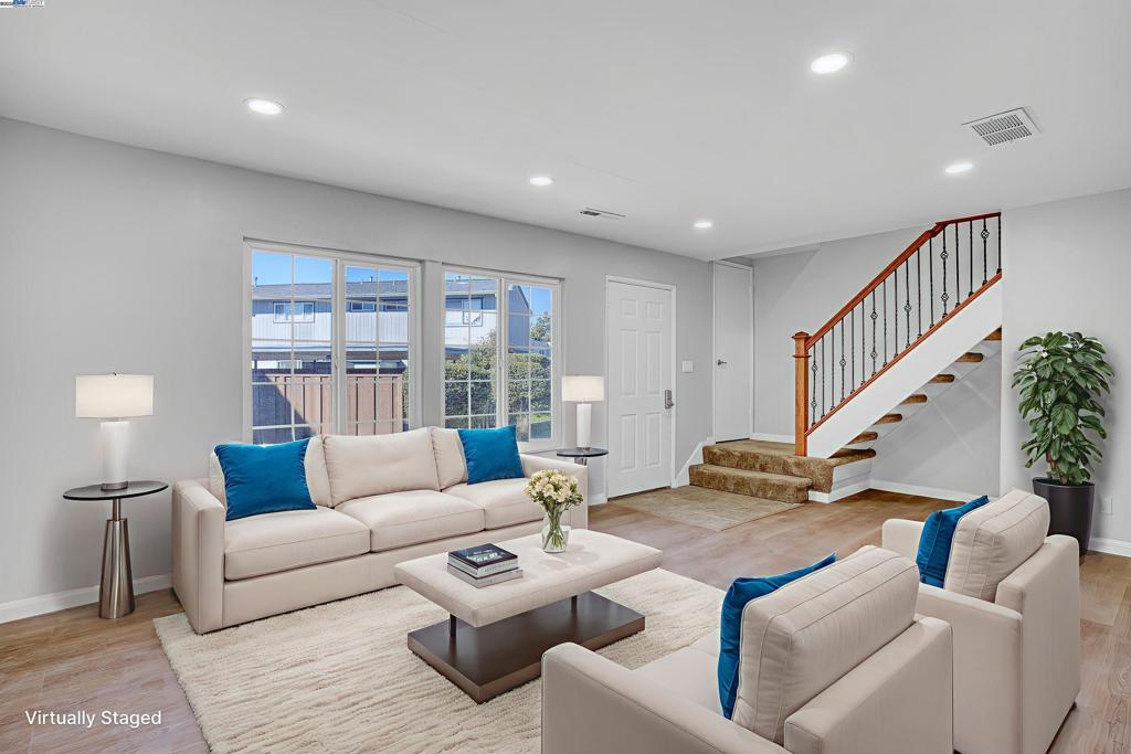 NORTH GATE - Residential