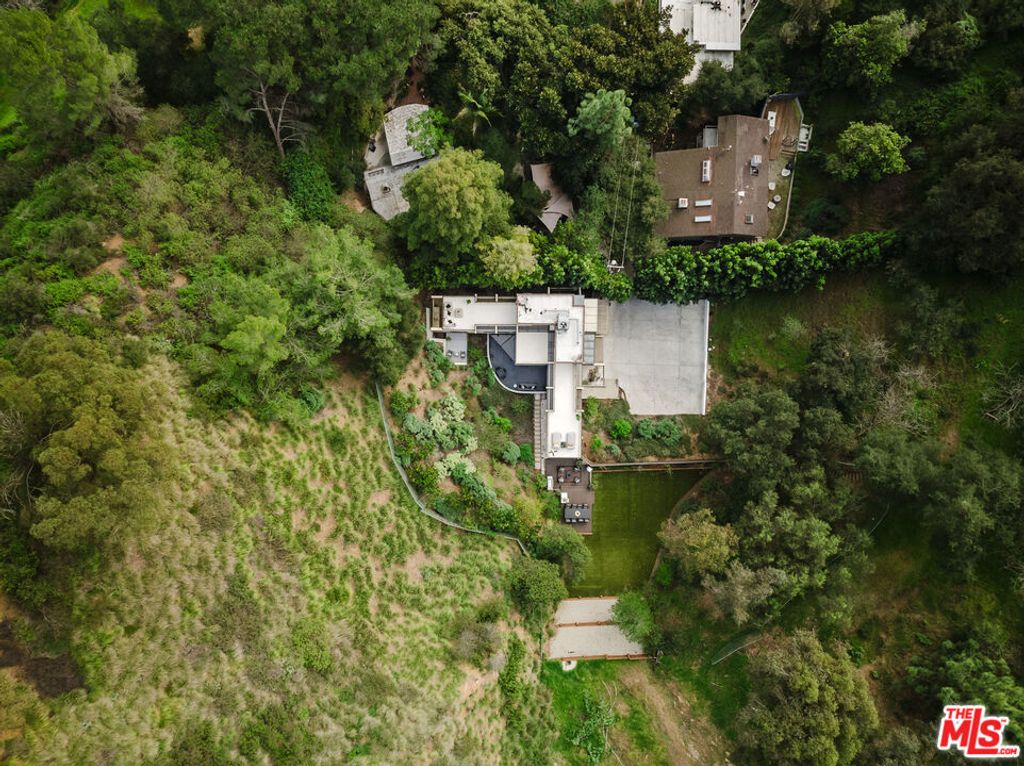 Photo of 10443 Corfu Lane, Los Angeles, CA 90077 (MLS # 26658789)