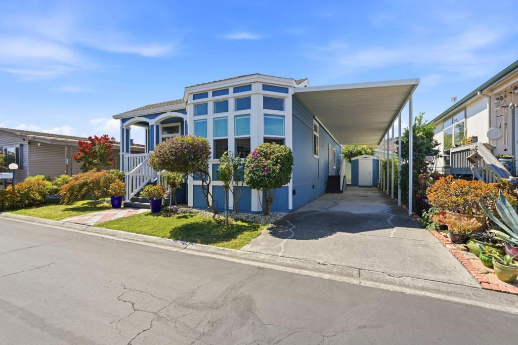 829 Villa Teresa Way 829
