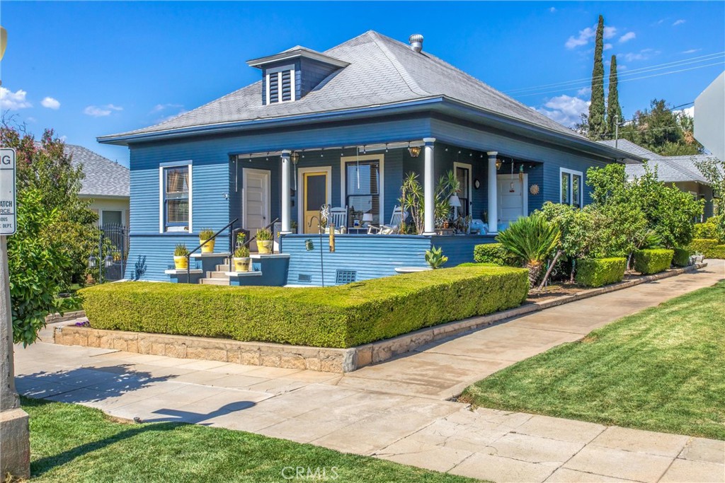 457 S 4th Street