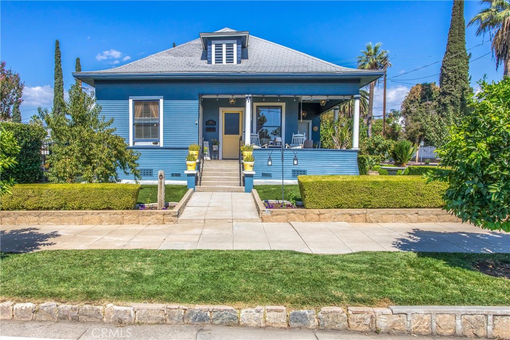 457 S 4th Street