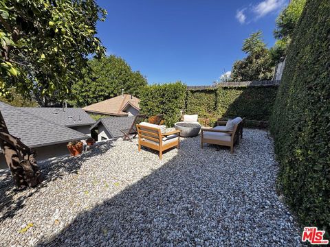 Photo of 1548 Lemoyne Street, Los Angeles, CA 90026 (MLS # 25603457)