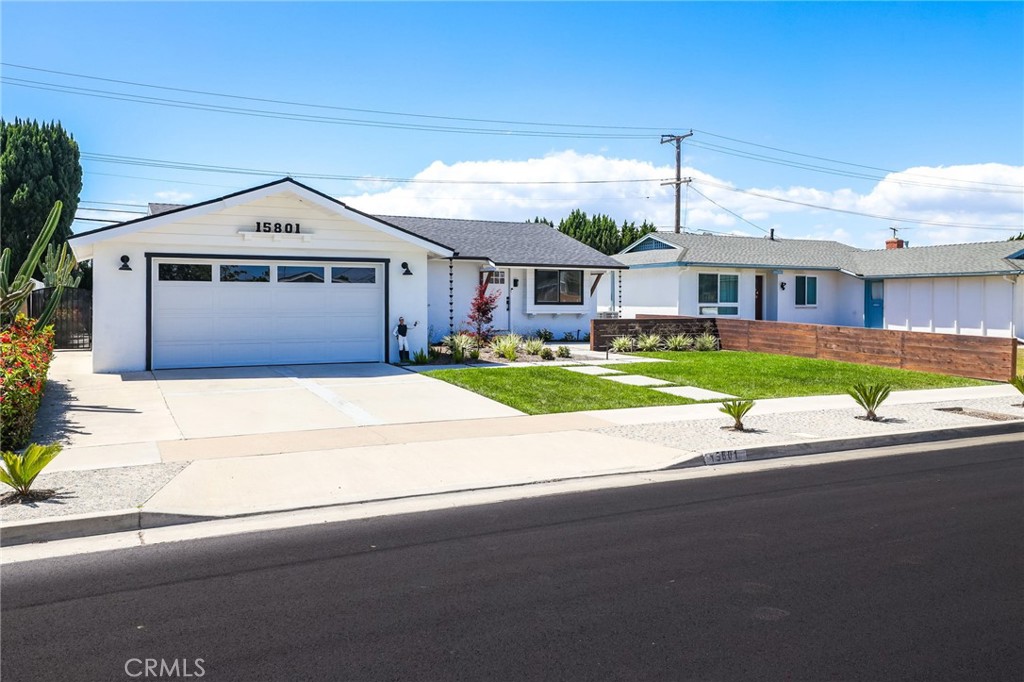 15801 Carrie Lane