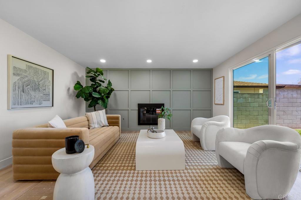 2263 Finch Lane