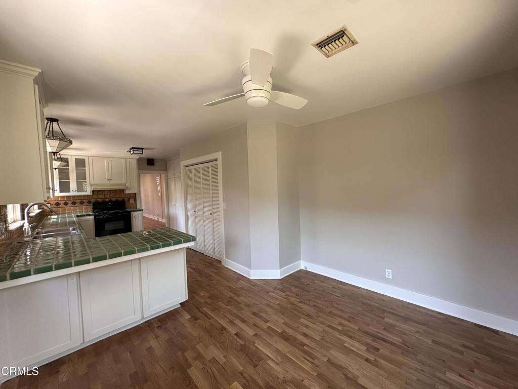 Properties 4 930 N Fairview Street Street