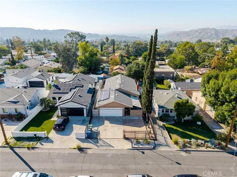 10635 Redmont Avenue, Tujunga, CA 91042 - MLS#: GD25252699