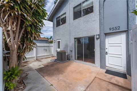 Photo of 9552 Bickley DR #7, Huntington Beach, CA 92646 (MLS # OC26095967)