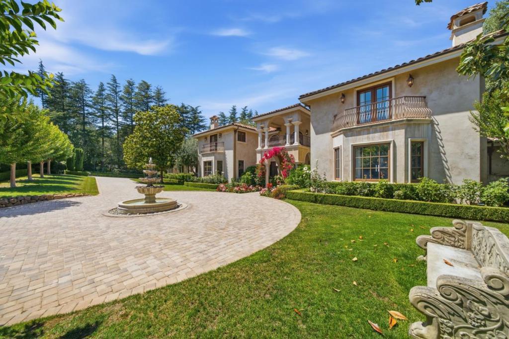 10285 Magdalena Road