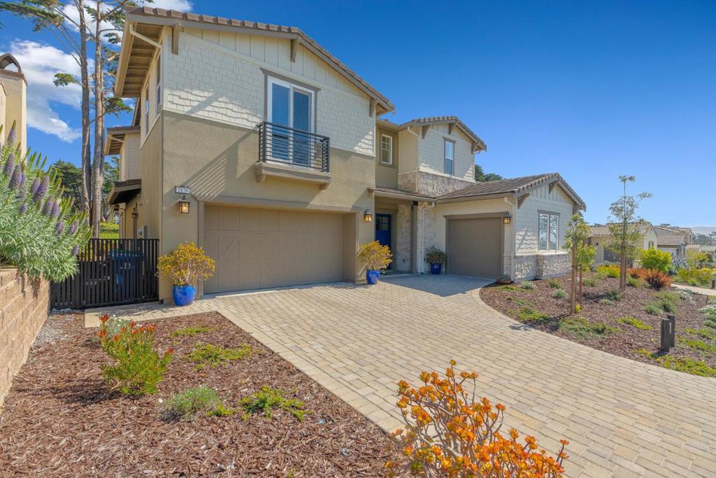 1838 Links Drive