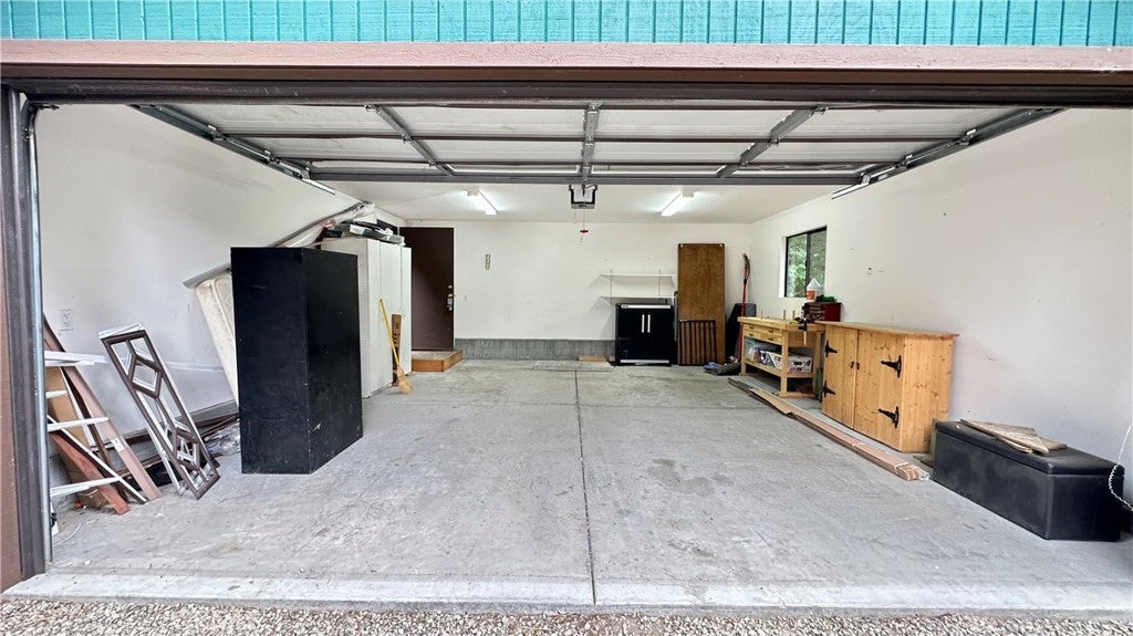 1716 Zion Way