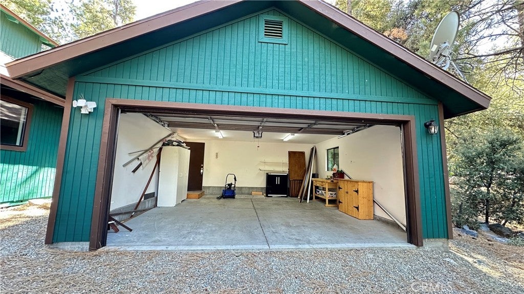 1716 Zion Way
