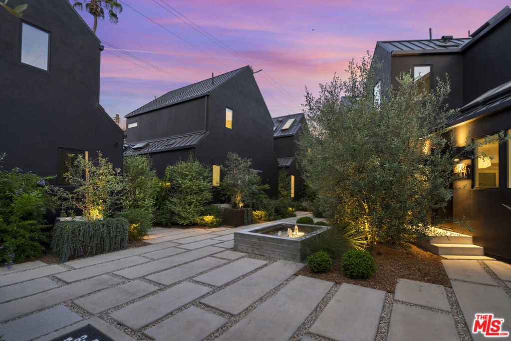 Photo of 1817 Penmar Avenue, Venice, CA 90291 (MLS # 26830119)