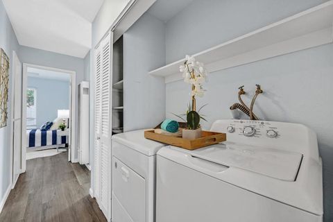 Tiny photo for 1034 Ribisi Circle, San Jose, CA 95131 (MLS # ML82037562)