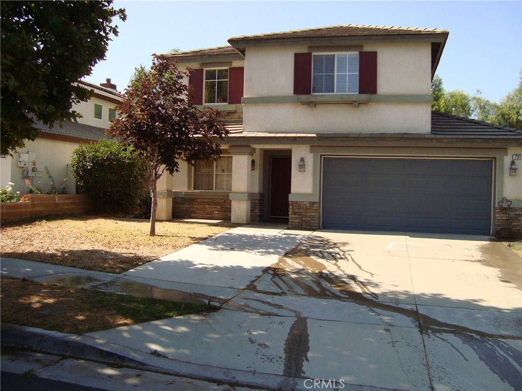 Great for that large family. Two story home with four bedrooms plus loft area, 2.5 bathrooms with 2719 SF. Formal living room with high ceilings and dining area with hardwood floors. Kitchen has plenty of storage room with island and opens to the family room. Has a small desk set up area to the side. One bedroom and bath downstairs for your short time visitors or for your less than shorter time visiting in-laws. :) The master bedroom has a separate sitting room area to the side. There is a loft upstairs for an extra living area or hang out. Enjoy the Pool & Spa for those festivity days. Come & see for yourself if this home is for you.