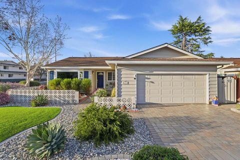 Photo of 1375 Colleen Way, Campbell, CA 95008 (MLS # ML82038309)