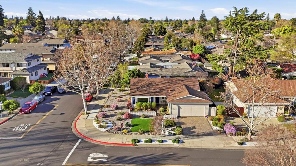 1375 Colleen Way