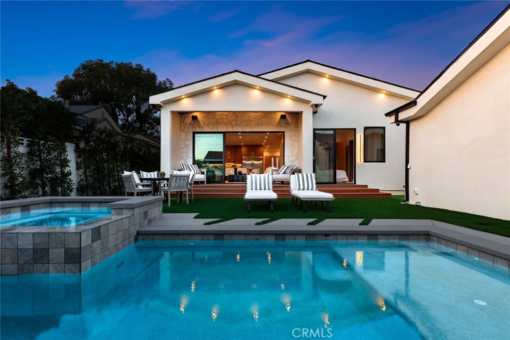 11956 Collins Street