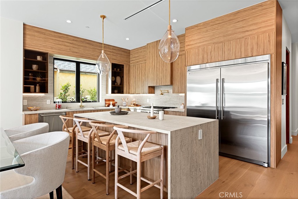 11956 Collins Street