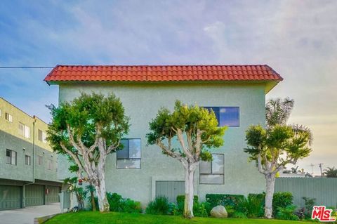 Tiny photo for 1832 Rockefeller Lane #9, Redondo Beach, CA 90278 (MLS # 25603743)