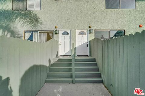Tiny photo for 1832 Rockefeller Lane #9, Redondo Beach, CA 90278 (MLS # 25603743)