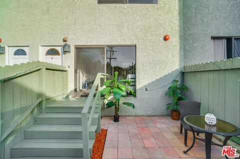 Tiny photo for 1832 Rockefeller Lane #9, Redondo Beach, CA 90278 (MLS # 25603743)