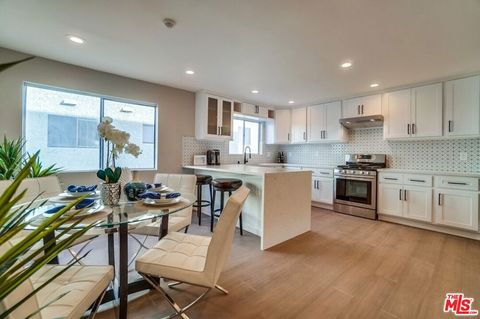 Tiny photo for 1832 Rockefeller Lane #9, Redondo Beach, CA 90278 (MLS # 25603743)