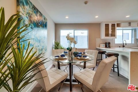 Tiny photo for 1832 Rockefeller Lane #9, Redondo Beach, CA 90278 (MLS # 25603743)