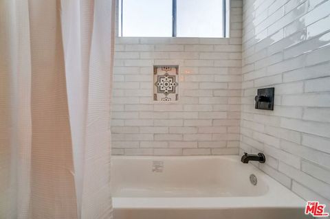 Tiny photo for 1832 Rockefeller Lane #9, Redondo Beach, CA 90278 (MLS # 25603743)