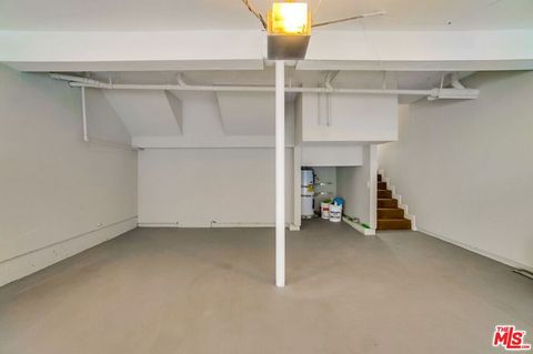 Tiny photo for 1832 Rockefeller Lane #9, Redondo Beach, CA 90278 (MLS # 25603743)