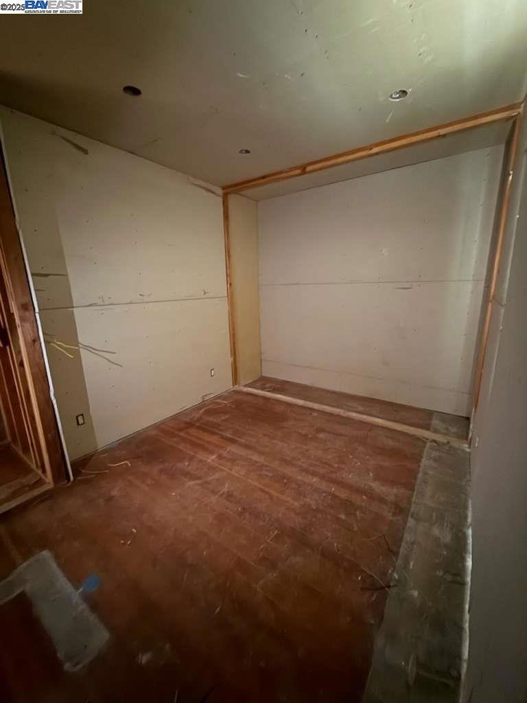 FREMONT - Residential