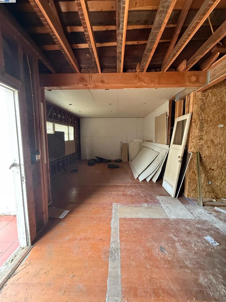 FREMONT - Residential