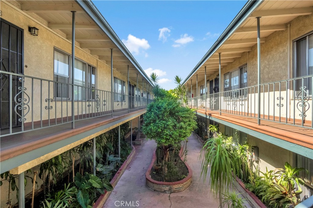 North Long Beach (NLB) - Residential Income