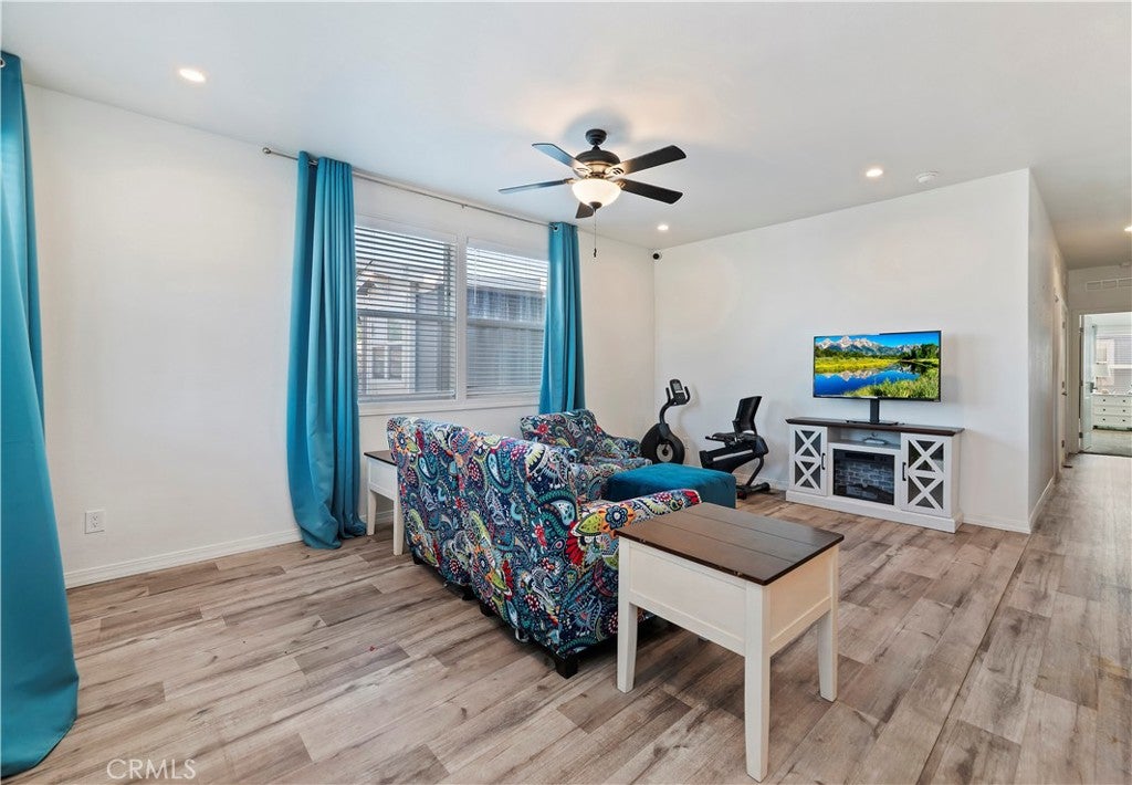 1445 W Florida 75