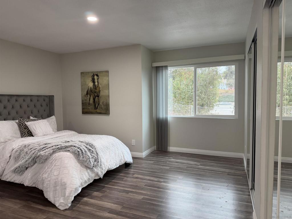 621 R Ave 22