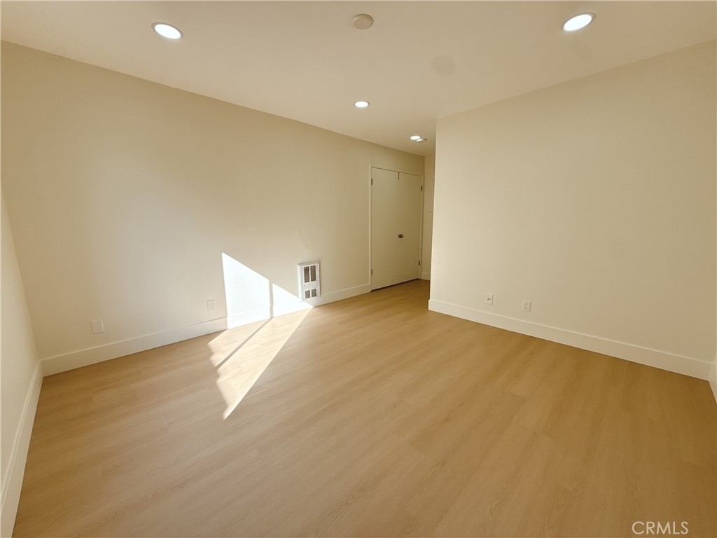 256 Streamwood