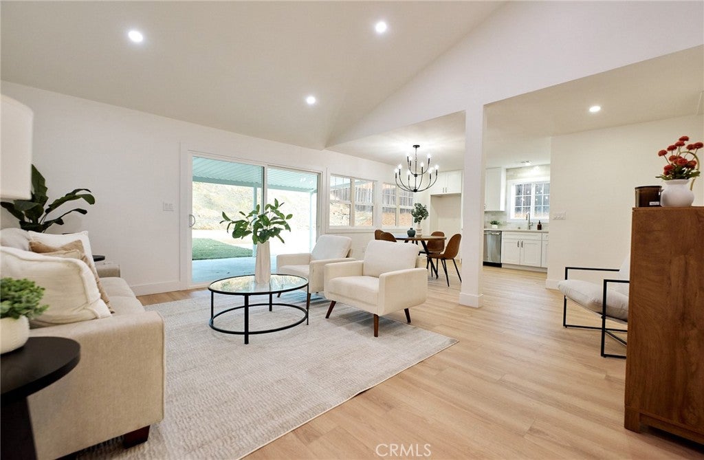 27806 Meadowcreek