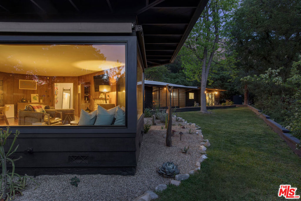 2235 Villa Heights Road