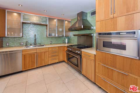 Photo of 1037 N Vista Street #301, Los Angeles, CA 90046 (MLS # 26847655)