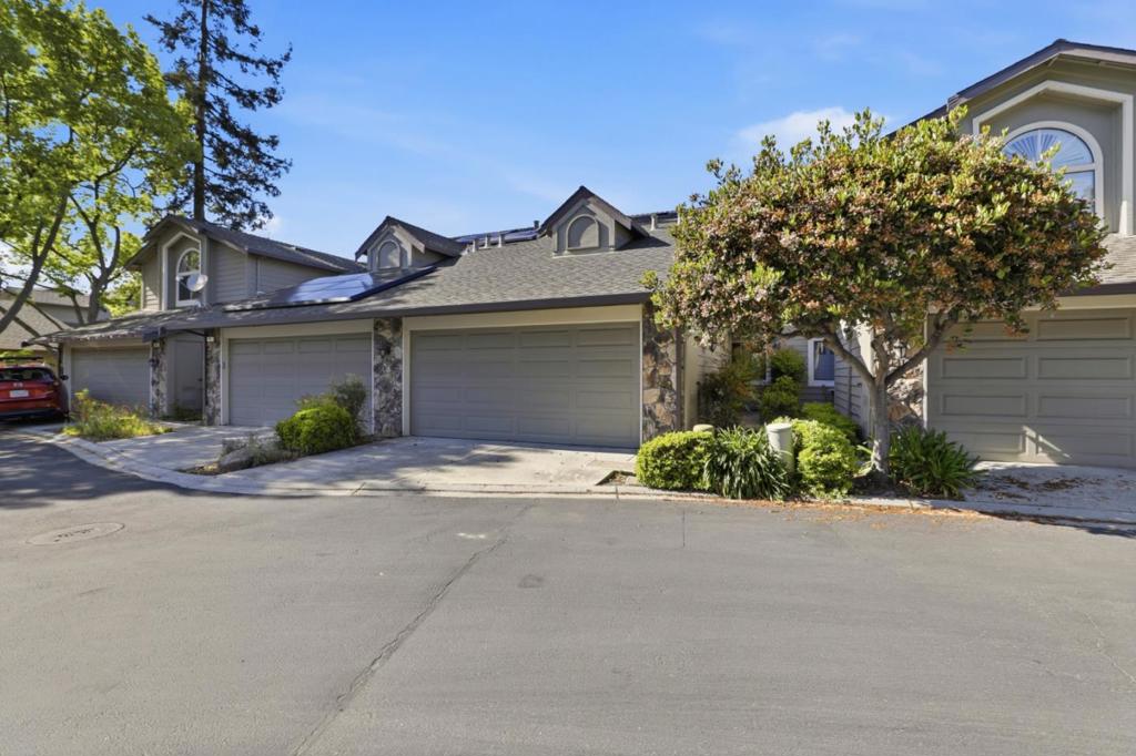 81 Frontier Trail Drive