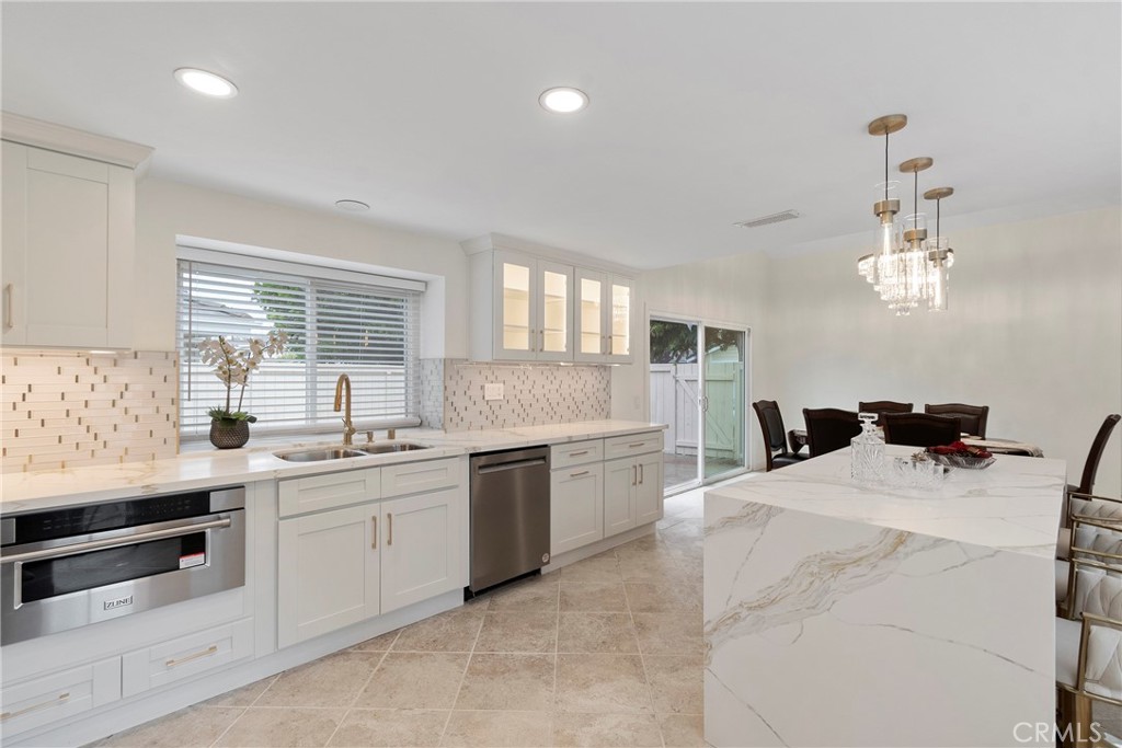 Lakeside (LK) - Residential