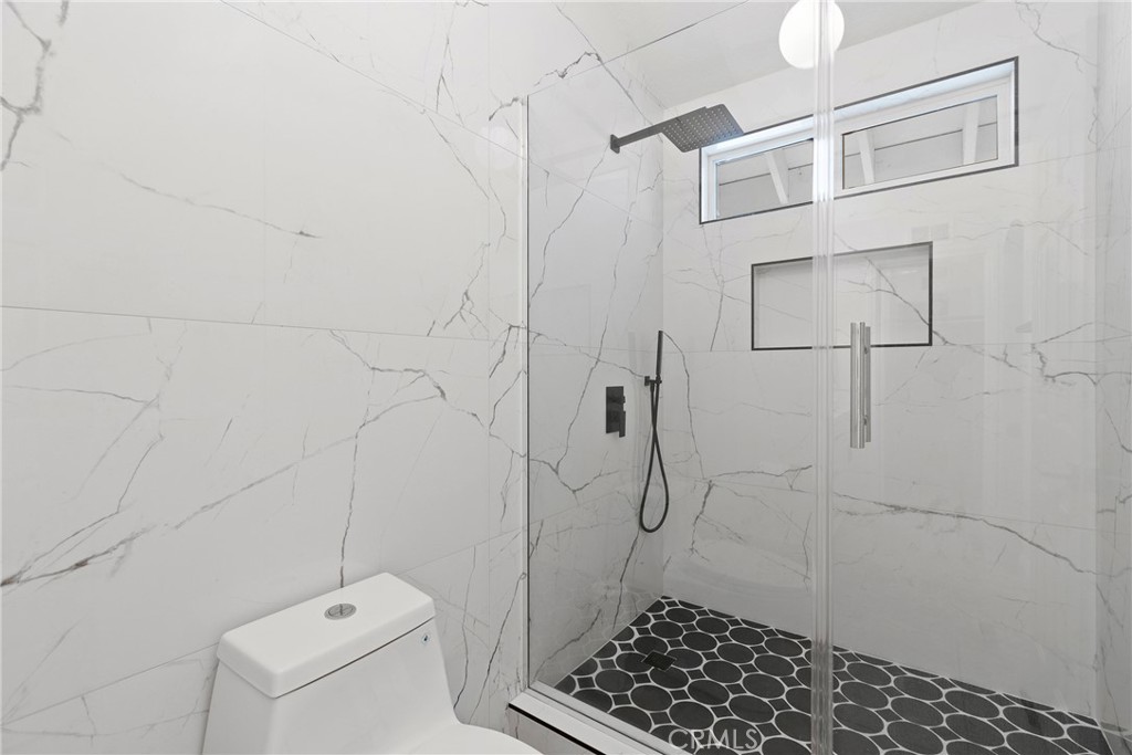 Lakeside (LK) - Residential