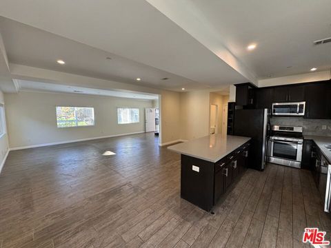 Photo of 24842 Frampton Avenue, Harbor City, CA 90710 (MLS # 25614187)