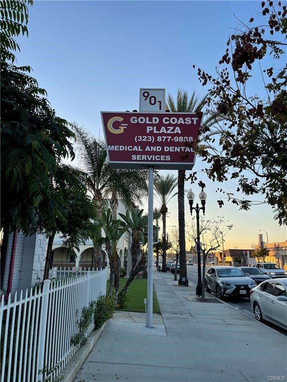 901 W Whittier