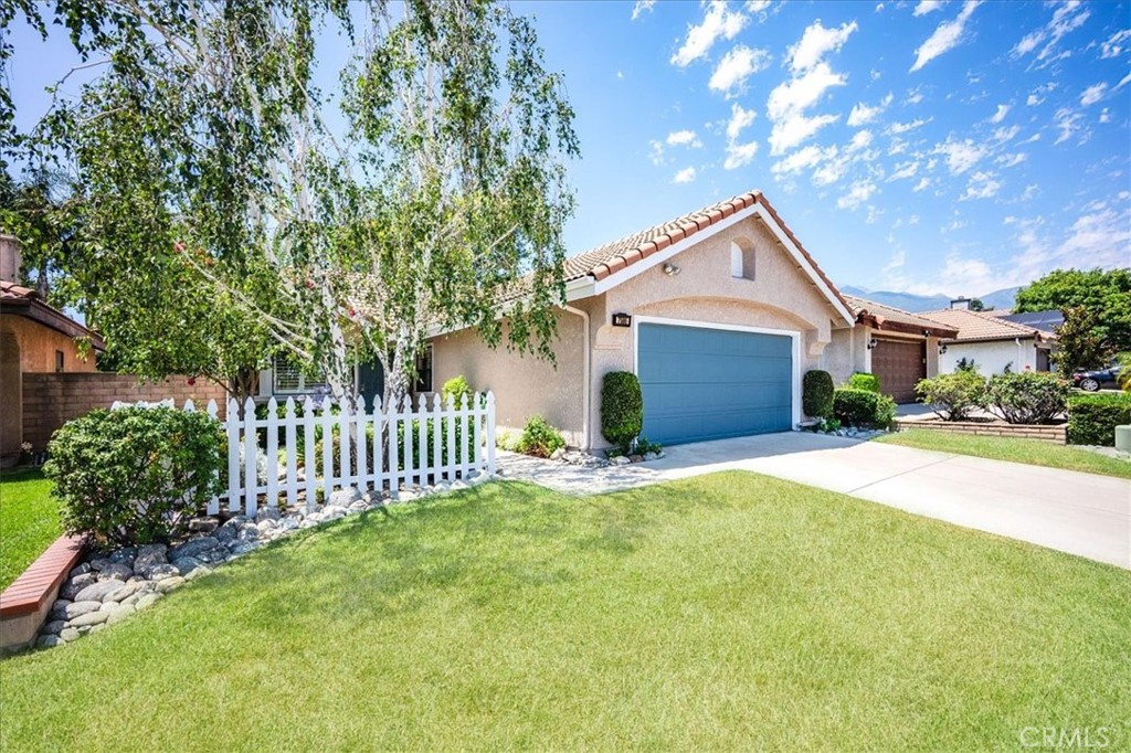 7586 Windsong Place
